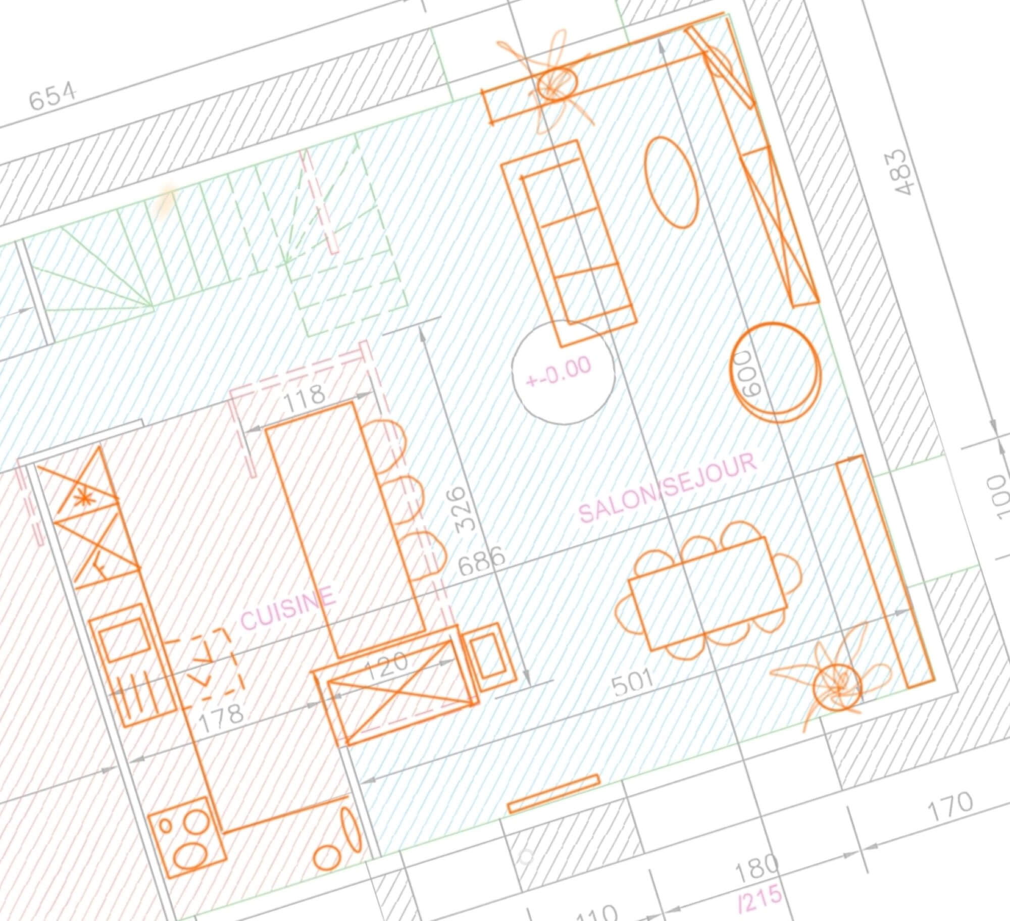 : Plan de constructeur optimisé par une architecte d’intérieur dans l’Oise pour faire construire une maison fonctionnelle.
